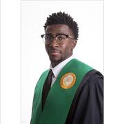 Profesora con titulación en Grado de Educación Primaria.